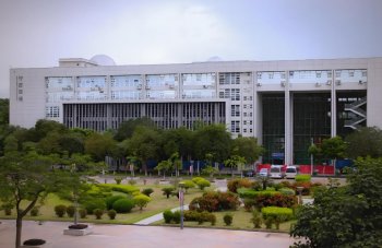 广州大学